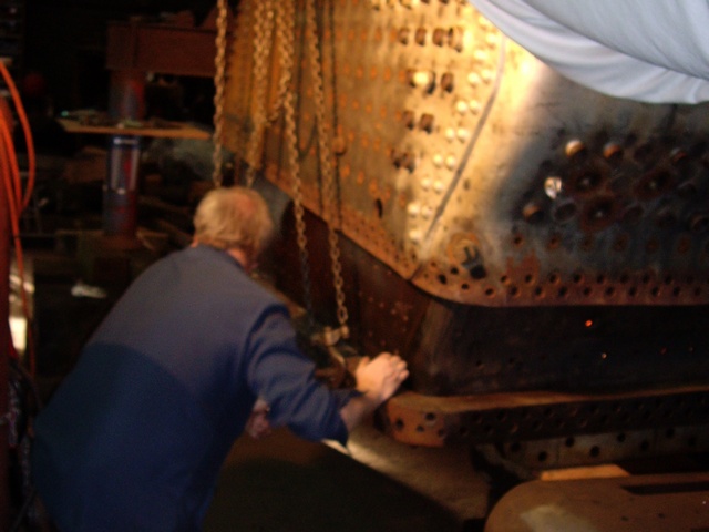 The Firebox goes in (photo sequence)